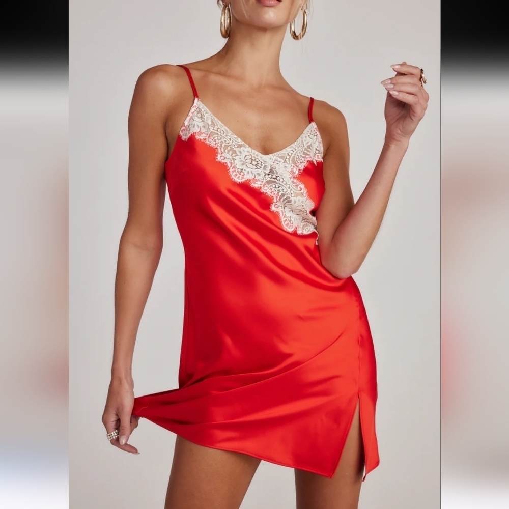 ACOA Andi Red Satin Mini Dress. Size Large NWT